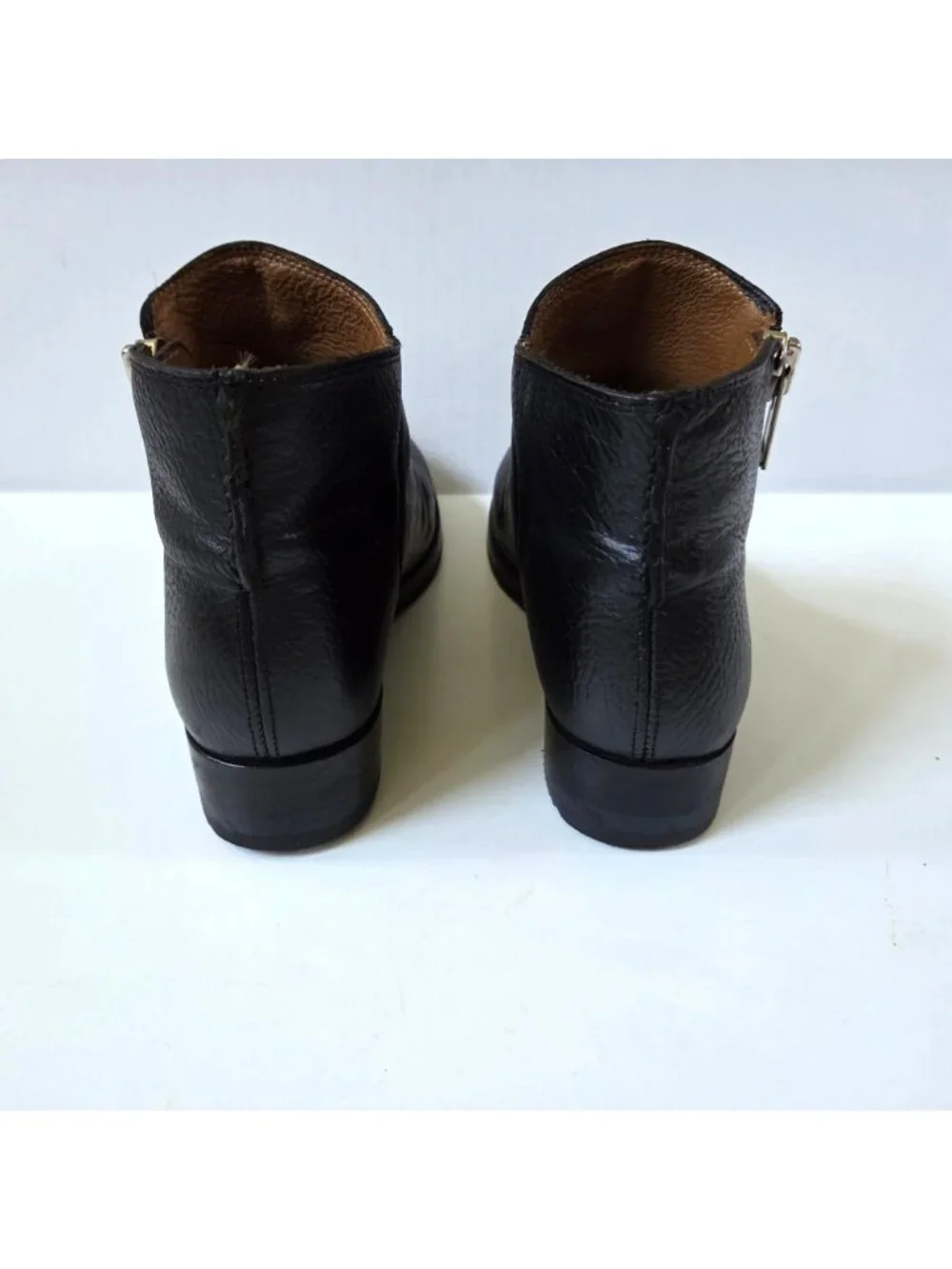 Frye Boots Womens 7.5 Black Leather Madison Moto Shootie Bootie Biker Preppy